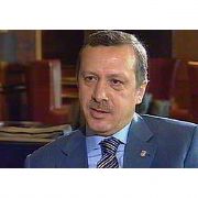 ERDOĞAN:  KADINLAR DA CUMHURBAŞKANI OLAMALI 
