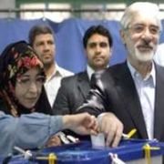 İRAN DA GERGİNLİK HAD SAFHADA, MUSAVİ, HAMANEY E MEYDAN OKUDU