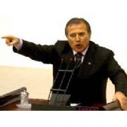 BAKAN ŞAHİN DEN SALVOLAR!